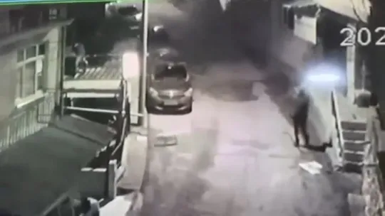 Biri nöbet tuttu, diğeri çaldı