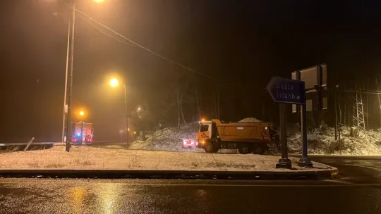Bolu Dağı geçişinde hafif kar yağışı etkili oluyor
