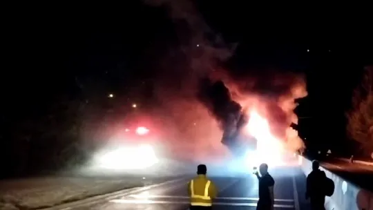 Bolu Dağı'nda otobüs alev alev yandı, faciadan dönüldü