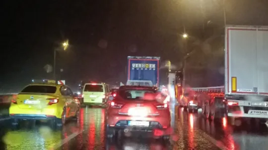 Bolu Dağı Tüneli İstanbul istikameti trafiğe kapatıldı