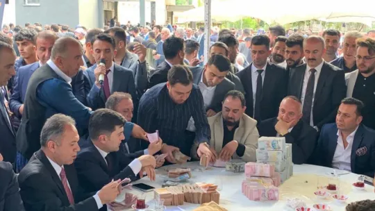 Böyle düğün görülmedi