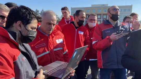 Bu dronlarla afet bölgelerine kan ve ilaç taşınacak