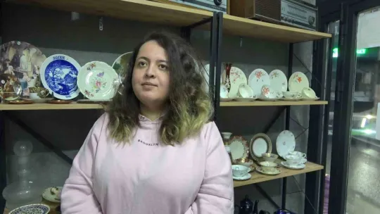 Bu dükkanın her rafı nostalji kokuyor