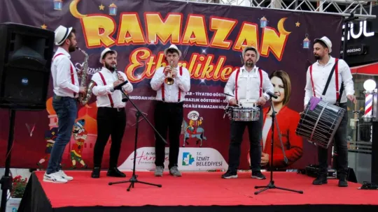 Bu sokakta 6 yıldır iftar sofrası imece usulü kuruluyor