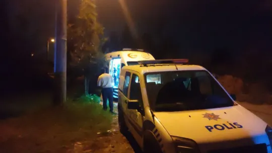 Telefonları açmayınca ekipler kapıyı kırarak içeri girdi