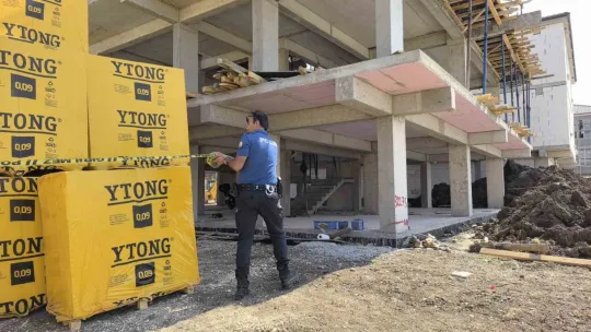 İnşaatın 3. katından düşen işçi hayatını kaybetti