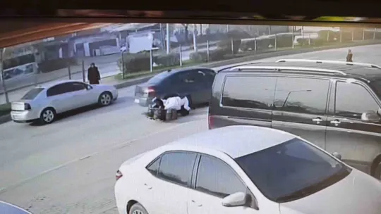 Otomobil elektrikli bisikletle çarpıştı: 1 yaralı