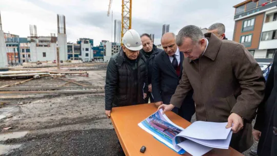 Büyükakın: Kocaelispor'umuzu Avrupa standartlarında bir tesise kavuşturacağız