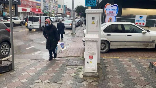 Cadde ortasında iğrenç olay