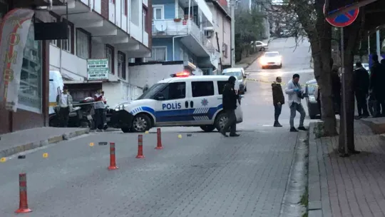 Kocaeli'de cadde ortasında korkunç cinayet!
