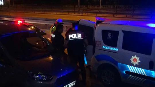 Çalıntı araçla kaçan şahıs kovalamaca sonucu yakalandı