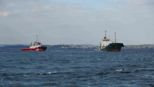 Karaya oturan tanker kurtarıldı