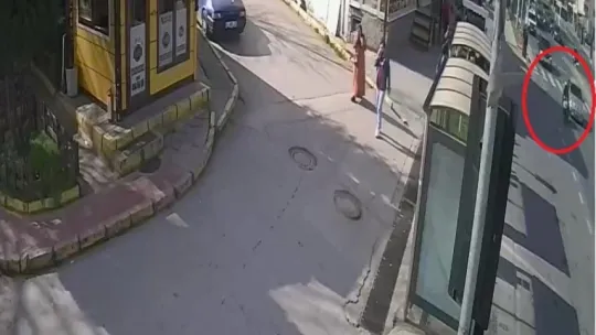 Çarptığı yaya öldü, motosikletli ise ağır yaralandı