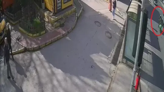 Çarptığı yaya öldü, motosikletli ise ağır yaralandı