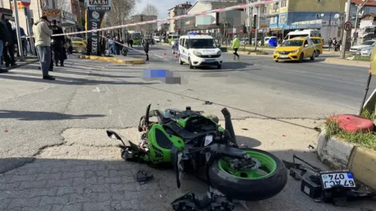 Çarptığı yaya öldü, motosikletli ise ağır yaralandı
