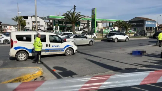 Çarptığı yaya öldü, motosikletli ise ağır yaralandı