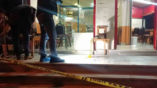Çay ocağını silahla basıp 1 kişiyi yaraladı