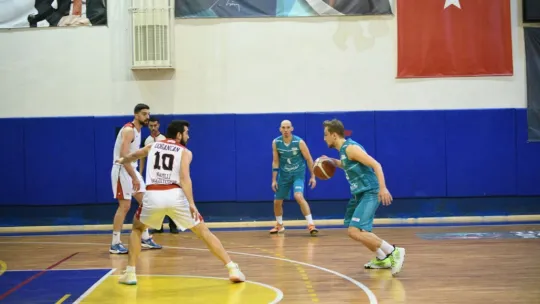 Çayırova Belediyesi, Nazilli Belediyesi'ni 86-73 mağlup etti