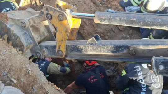 İşçi İnşaat alanında toprak altında kaldı