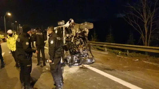 Çayırova'da korkunç kaza: 10 yaralı