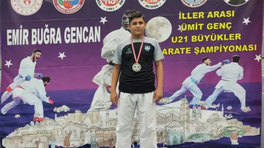 Bursa'dan 3 madalyayla döndüler