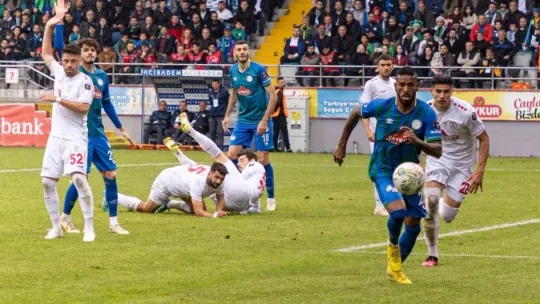 Çaykur Rizespor, Spor Toto Süper Lig'e yükseldi