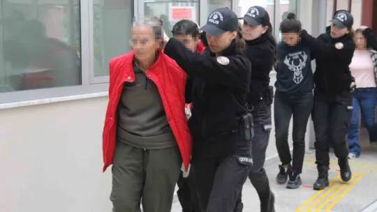 32 şüpheli adliyede