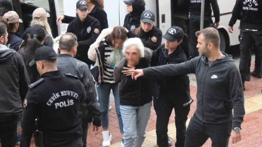 32 şüpheli adliyede
