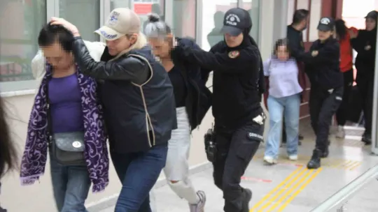 32 şüpheli adliyede