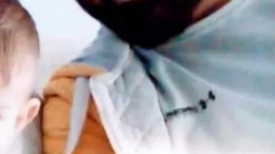 Cezaevinden çıktı, husumetli olduğu şahsı evinin bahçesinde silahla vurdu