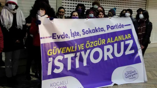 CHP'de taciz iddiası kadınları ayağa kaldırdı