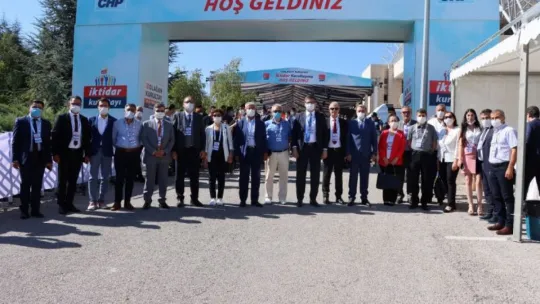 CHP Kocaeli tam kadro kurultayda