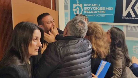 CHP'li meclis üyesinden ağza alınmayacak küfürler