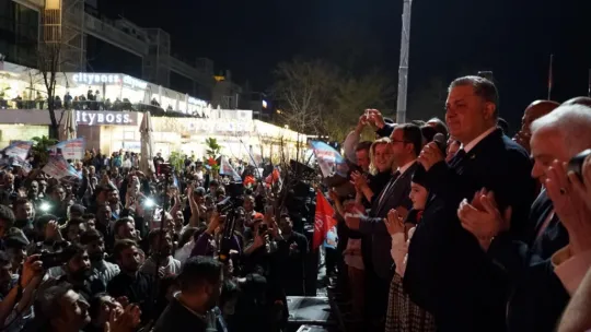 CHP'li Mehmet Gürel, Yalova Belediye Başkanlığı'na seçildi
