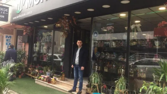 Çiçekçi esnafı da istiyor