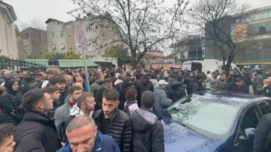Çığ altında kalan milli judocunun ikizi tabutun yanından bir an olsun ayrılmadı