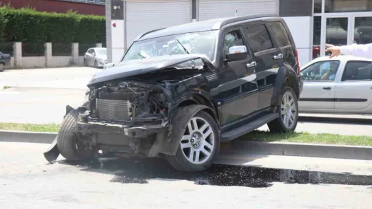 Cip ile toplu taşıma aracı çarpıştı: 7 yaralı