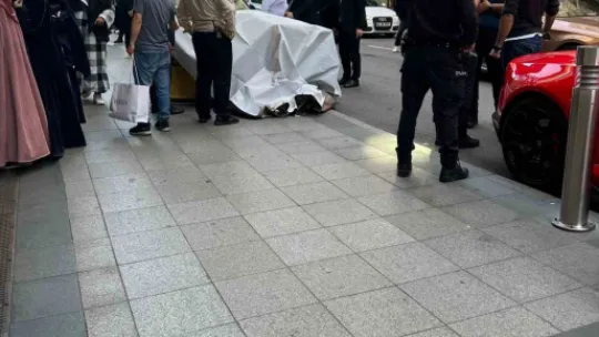 AVM'den düşen genç son yolculuğuna uğurlandı