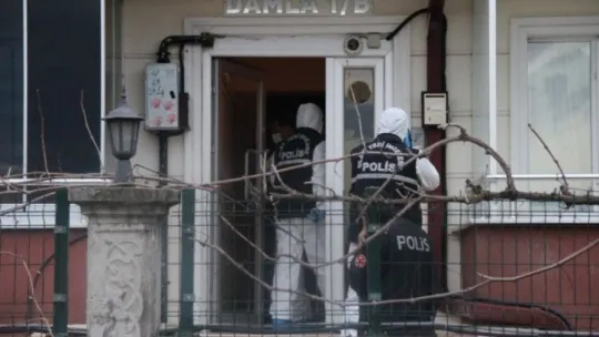Çocuklarının gözü önünde eski eşini öldüren zanlı adliyeye sevk edildi!