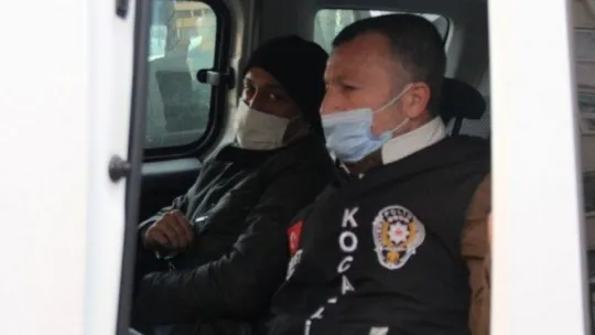 Çocuklarının gözü önünde eski eşini öldüren zanlı adliyeye sevk edildi!