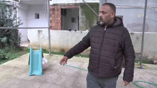 Çocuklarıyla bahçede otururken dehşeti yaşadı