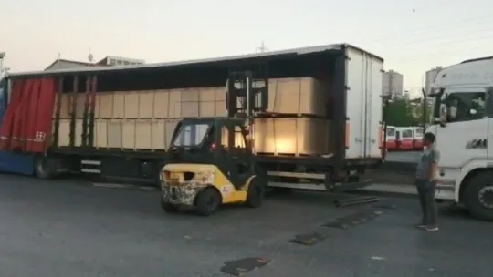 Çok sayıda firmayı dolandıran nakliyecilerden 5'i tutuklandı