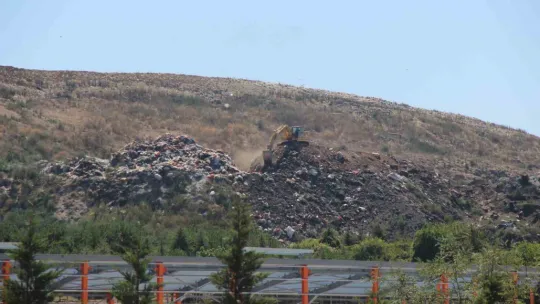 İzmit'teki yangın 2,5 saat sonra söndürüldü