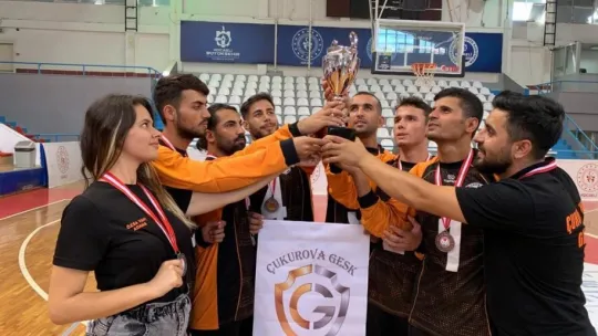 Çukurova Görme Engelliler Spor Kulübü Kocaeli'nde güldü