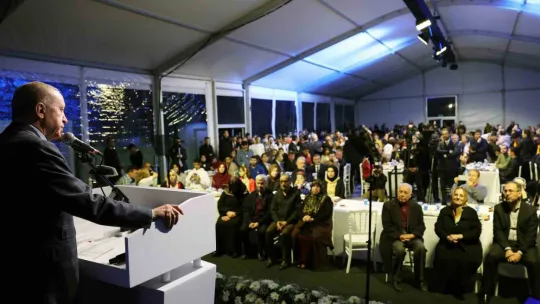 Cumhurbaşkanı Erdoğan: Amacımız deprem bölgesini ayağa kaldırmak