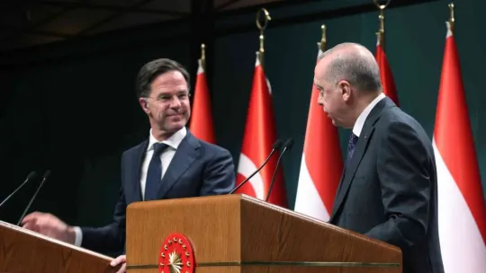 Erdoğan: Yoğun bir diplomasi trafiği yürütüyoruz