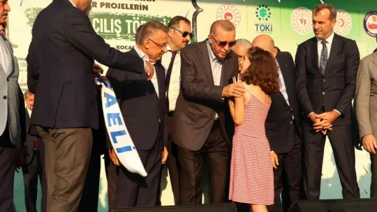 Erdoğan: Masada 6 kişi var, masanın altında da bir tane…