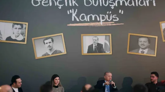 Cumhurbaşkanı Erdoğan: Benim bayrağım yerde duramaz