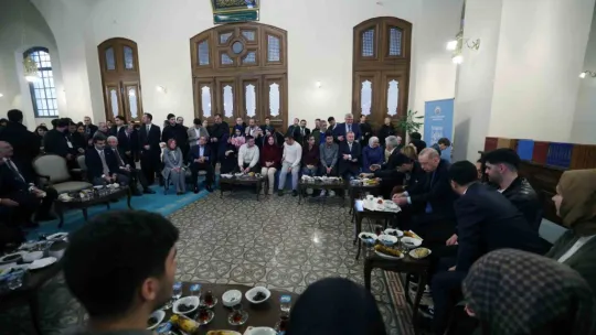 Cumhurbaşkanı Erdoğan: Benim bayrağım yerde duramaz