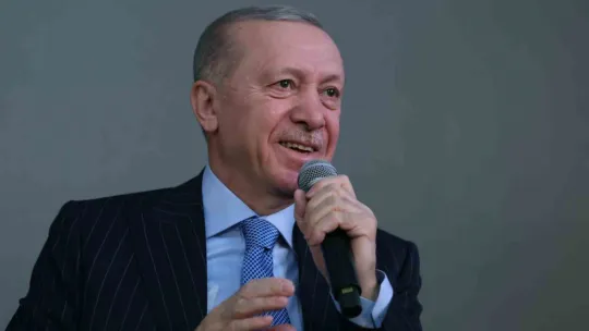 Cumhurbaşkanı Erdoğan: Benim bayrağım yerde duramaz